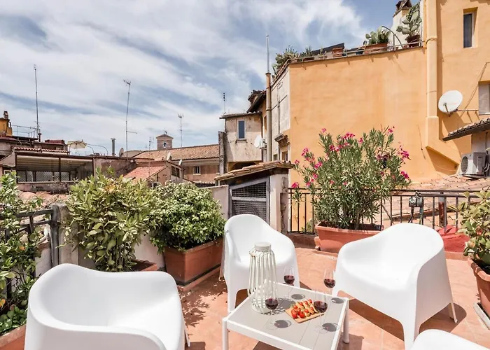 The Rent - Two-bedroom With Terrace Near Trevi Fountain * Roma