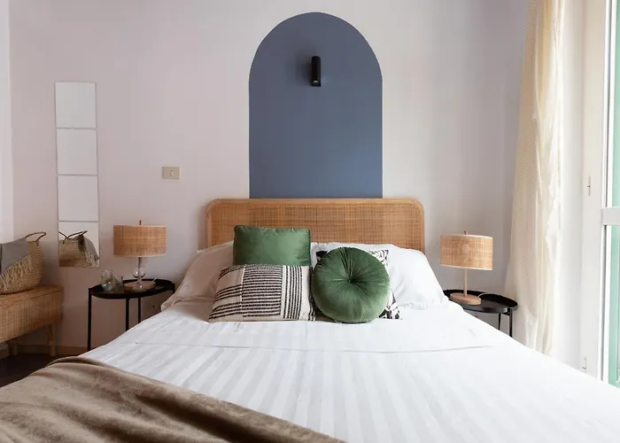 Appartement The Rent - Two-bedroom With Terrace Near Trevi Fountain