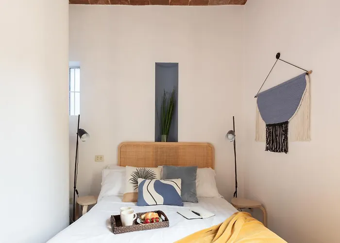 The Rent - Two-bedroom With Terrace Near Trevi Fountain Roma
