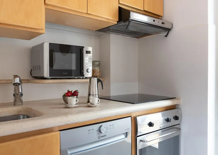 The Rent - Two-bedroom With Terrace Near Trevi Fountain * Roma