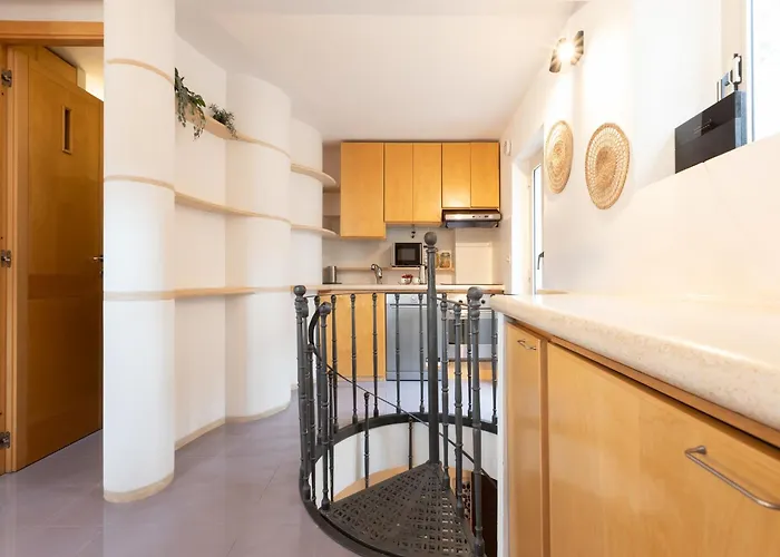 Apartamento The Rent - Two-bedroom With Terrace Near Trevi Fountain