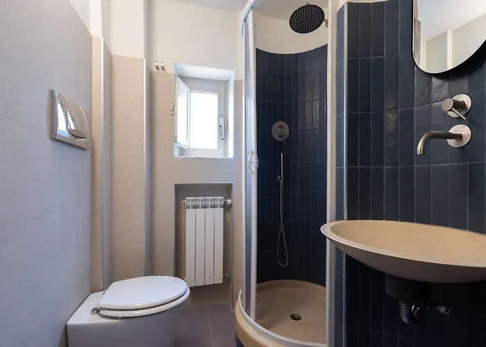The Rent - Two-bedroom With Terrace Near Trevi Fountain * Roma